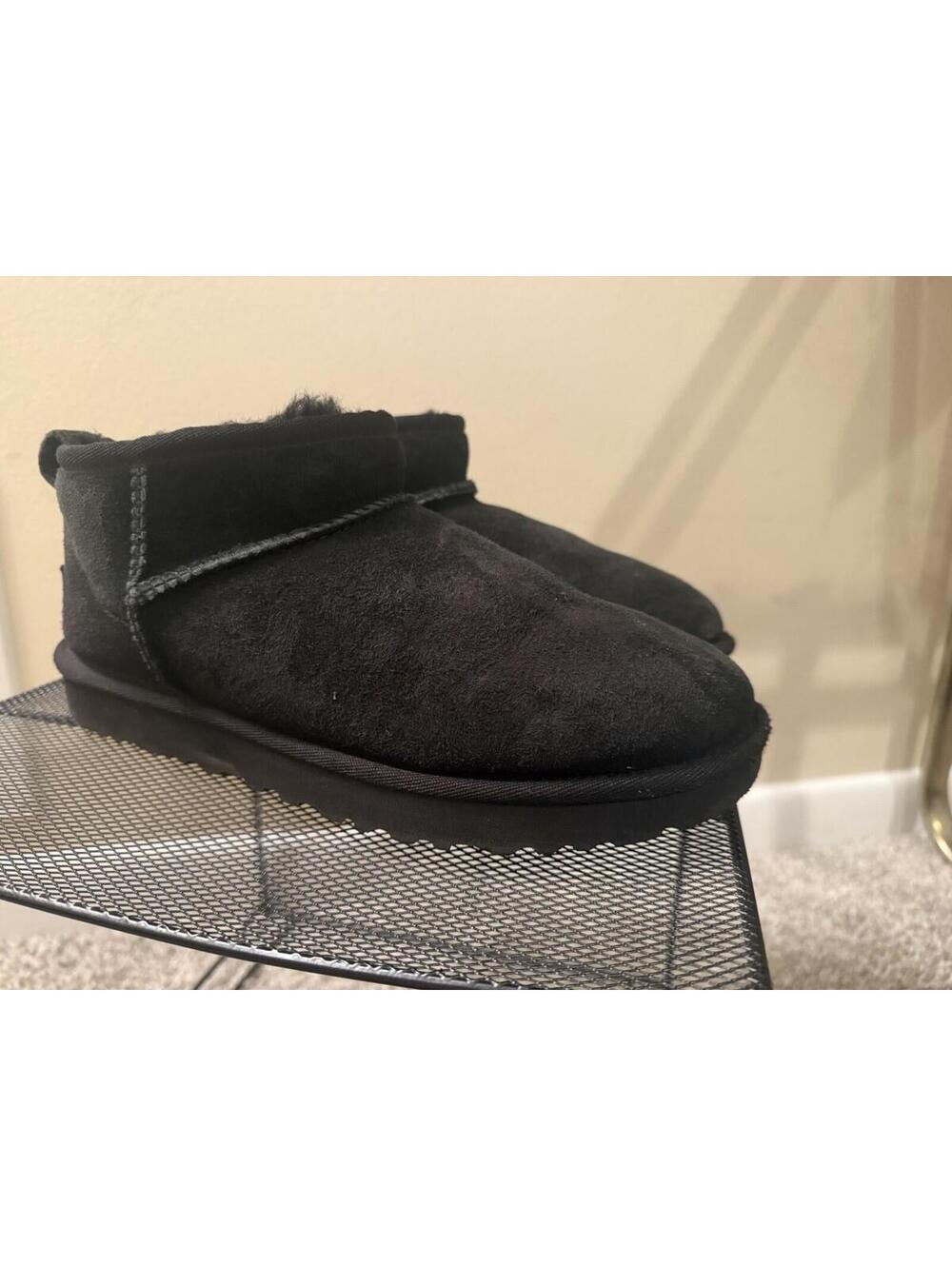 Ugg Ultra Mini Suede Boots Booties - Women’s 7 - Black Suede